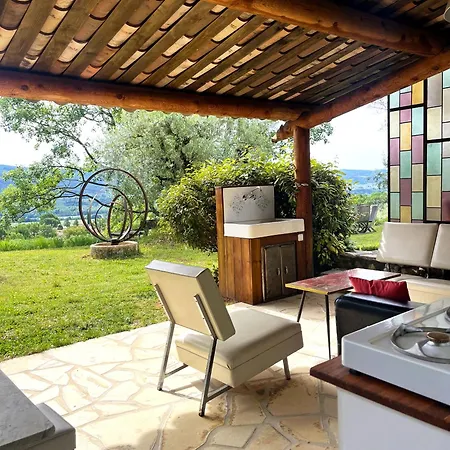 Un Cadre Exceptionnel Et Artistique Pour Halte Tranquille En Provence Montfort (Alpes-de-Haute-Provence)
