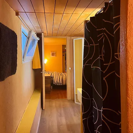 Un Cadre Exceptionnel Et Artistique Pour Halte Tranquille En Provence 3* Montfort (Alpes-de-Haute-Provence)