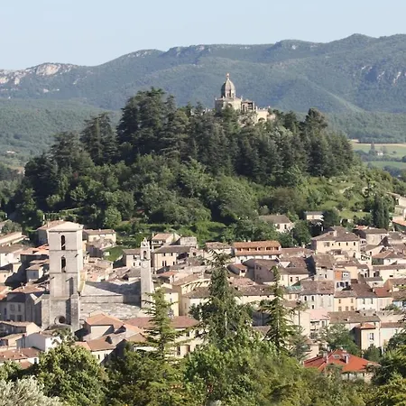 Un Cadre Exceptionnel Et Artistique Pour Halte Tranquille En Provence Konukevi Montfort (Alpes-de-Haute-Provence)