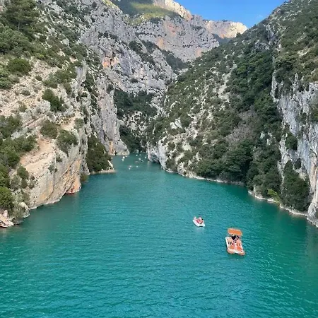 Konukevi Un Cadre Exceptionnel Et Artistique Pour Halte Tranquille En Provence